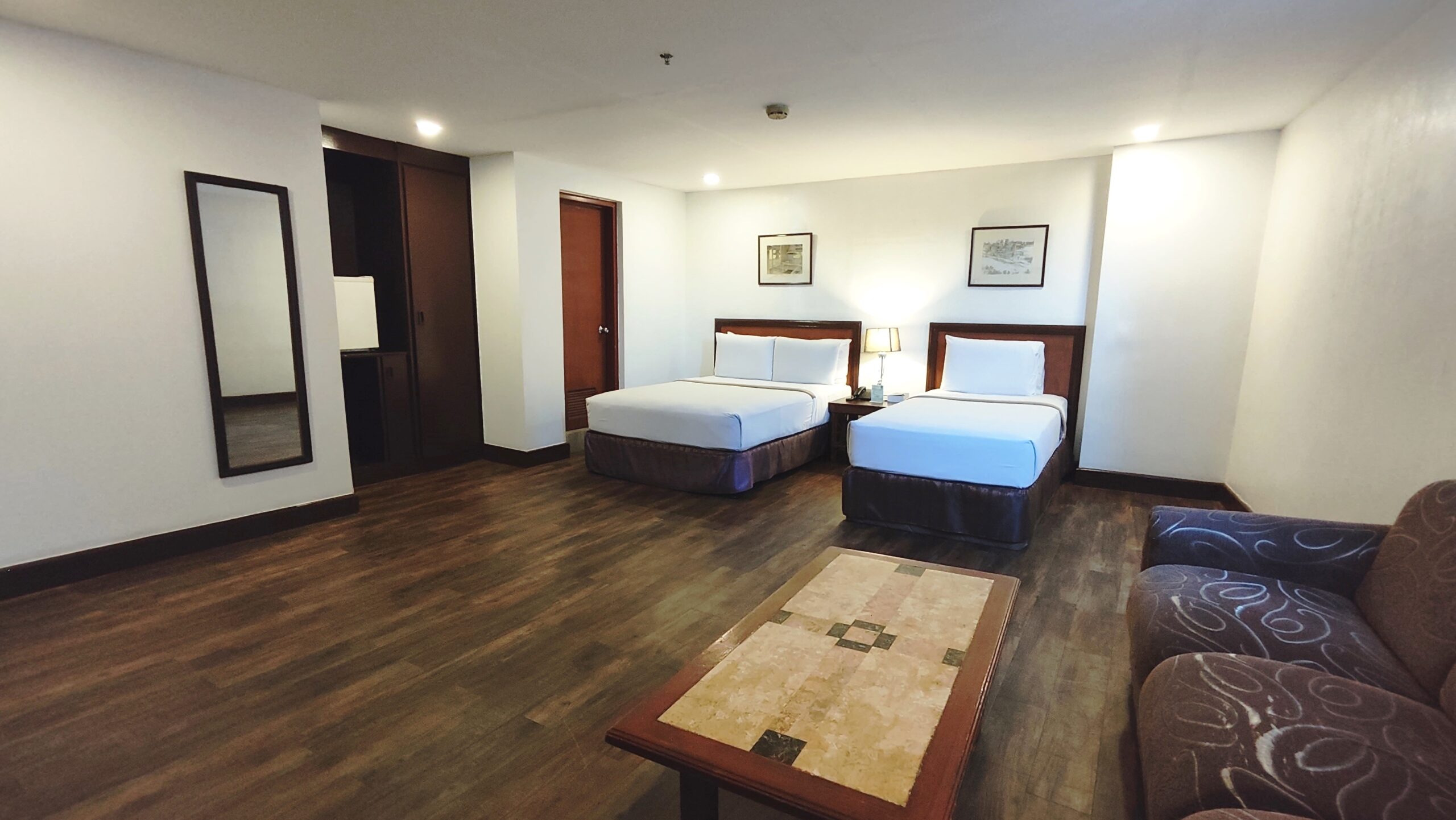 Executive Family Suite Room